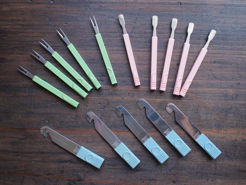 レトロ雑貨*アウトドア携帯用?小さな缶切り・匙・フォーク・15本・日本製☆アウトドアキャンプ拍卖