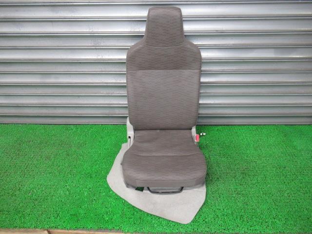NV100クリッパー HBD-DR17V ドライバーシート 運転席シート グレー /41054拍卖