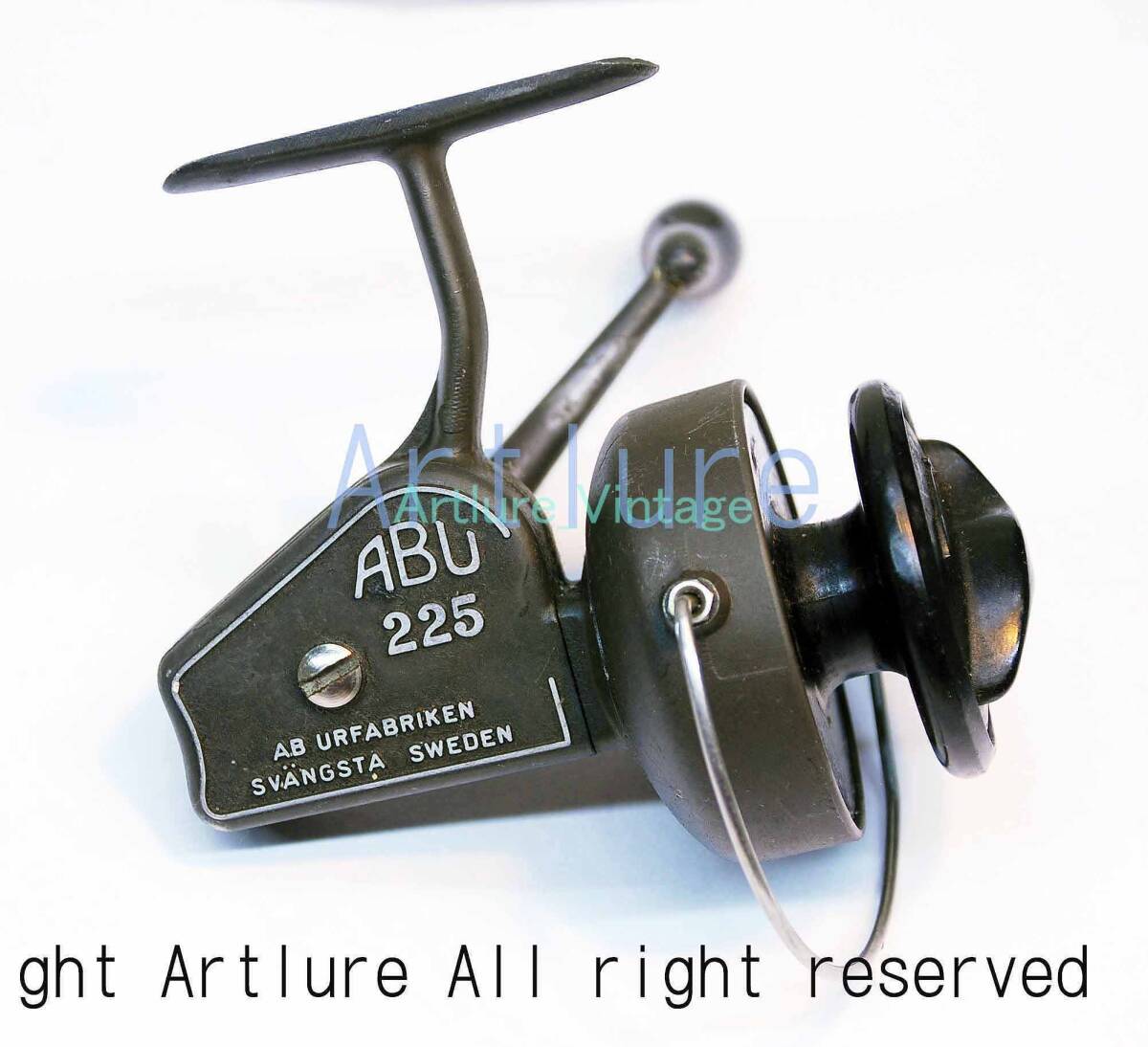 ABU 225 spinning reel アブ225 B692-290 SWEDEN VINTAGE REEL, OLD REEL, HISTRICAL REEL ビンテージリール拍卖