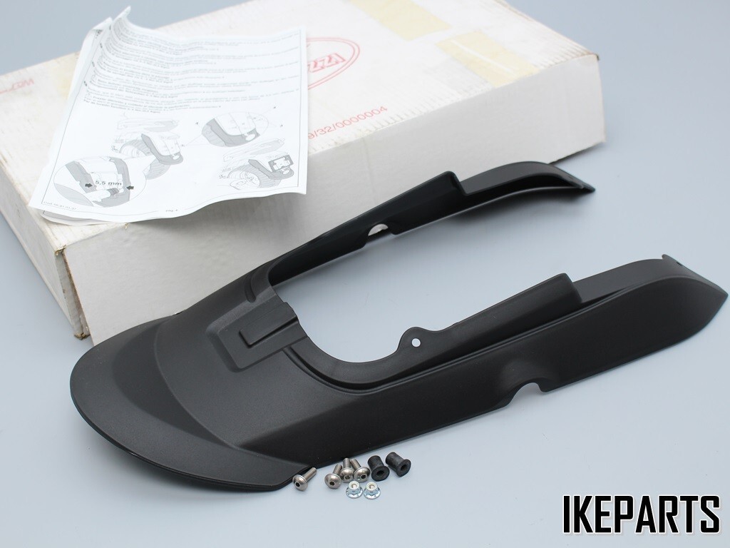 未使用 在庫限り モトグッチ BREVA ブレヴァ ブレバ 純正 リアフェンダー マッドガード A322J0243拍卖