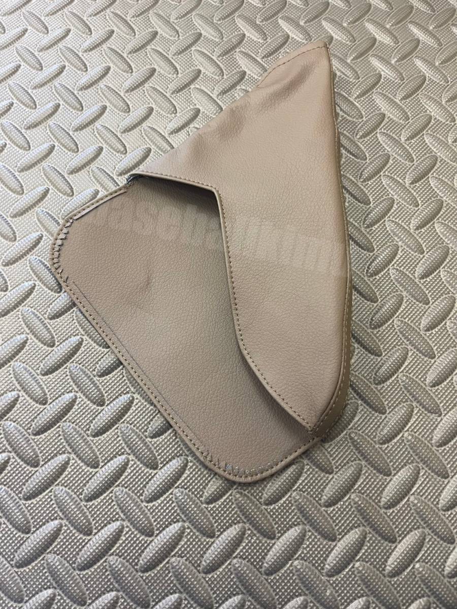 ■新品■トヨタ純正 ソアラ20系 パーキングブレーキレバー カバー グレージュ拍卖