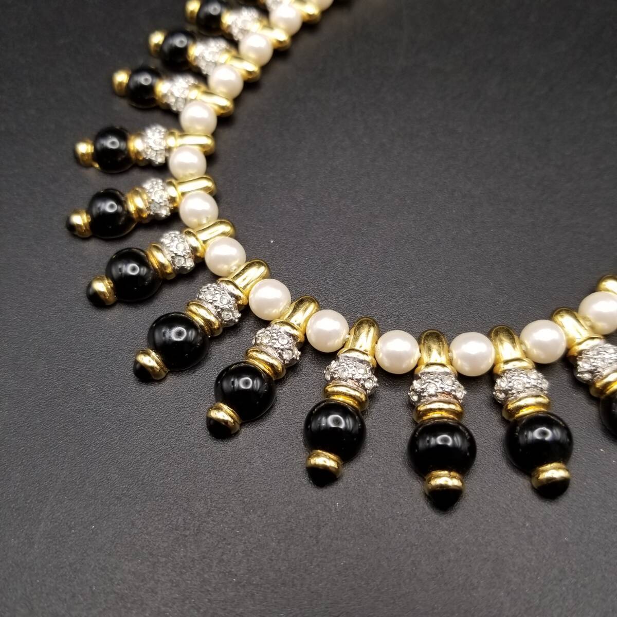 ブラック ボール ホワイト フェイクパール ゴージャス 存在感 ヴィンテージ ネックレス ペンダント チャーム ジュエリー 輸入 Y14-N拍卖