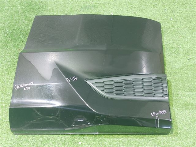 RP3 ステップワゴンスパーダ 右バックドアガーニッシュ ブラック(70551)拍卖