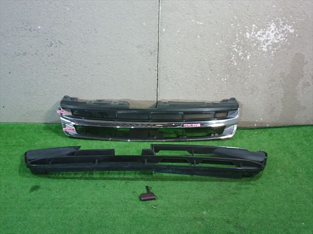 LA100S ムーヴ フロントグリル・バンパーグリル・フックカバー(70781)拍卖