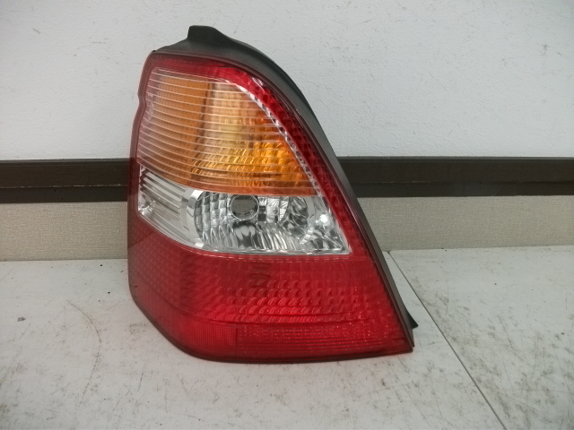 RA6 オデッセイ 左テールランプ(64109)拍卖