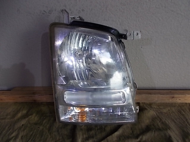 MH21S ワゴンR 右ヘッドライト(162039)拍卖