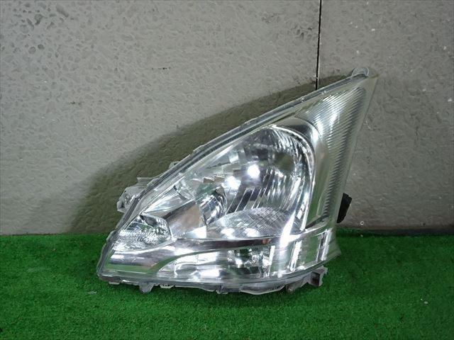 LA100S ムーヴ 左ヘッドライト スタンレー P9501(70951)拍卖