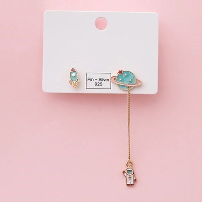 ピアス ゴールド 宇宙 飛行士 ロケット スター アシンメトリー スタイル 愛らしい エナメル イヤリング スーツ コレクション #C68-23拍卖