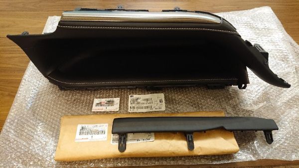 未使用 トヨタ 純正 ノア ヴォクシー エクスファイア 80系 インストルメントパネルフィニッシュパネルLWR パネルガーニッシュ拍卖