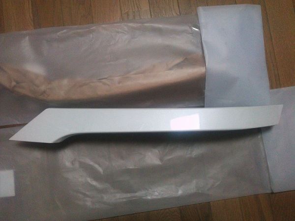 【未使用 トヨタ 純正】 ヴェルファイア 20系 2008-2015 ヘッドランプカバー 左右セット ホワイトパール拍卖