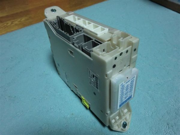 【未使用 トヨタ 純正】 アルファード/ヴェルファイア 20系 ハイブリッド パッセンジャサイド ジャンクションブロック拍卖