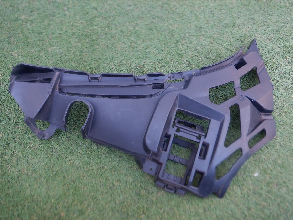 ベンツ純正 W167 X167 GLSクラス AMG フロントバンパーサポートブラケット 右側 A1678850206 m-24-3-75拍卖