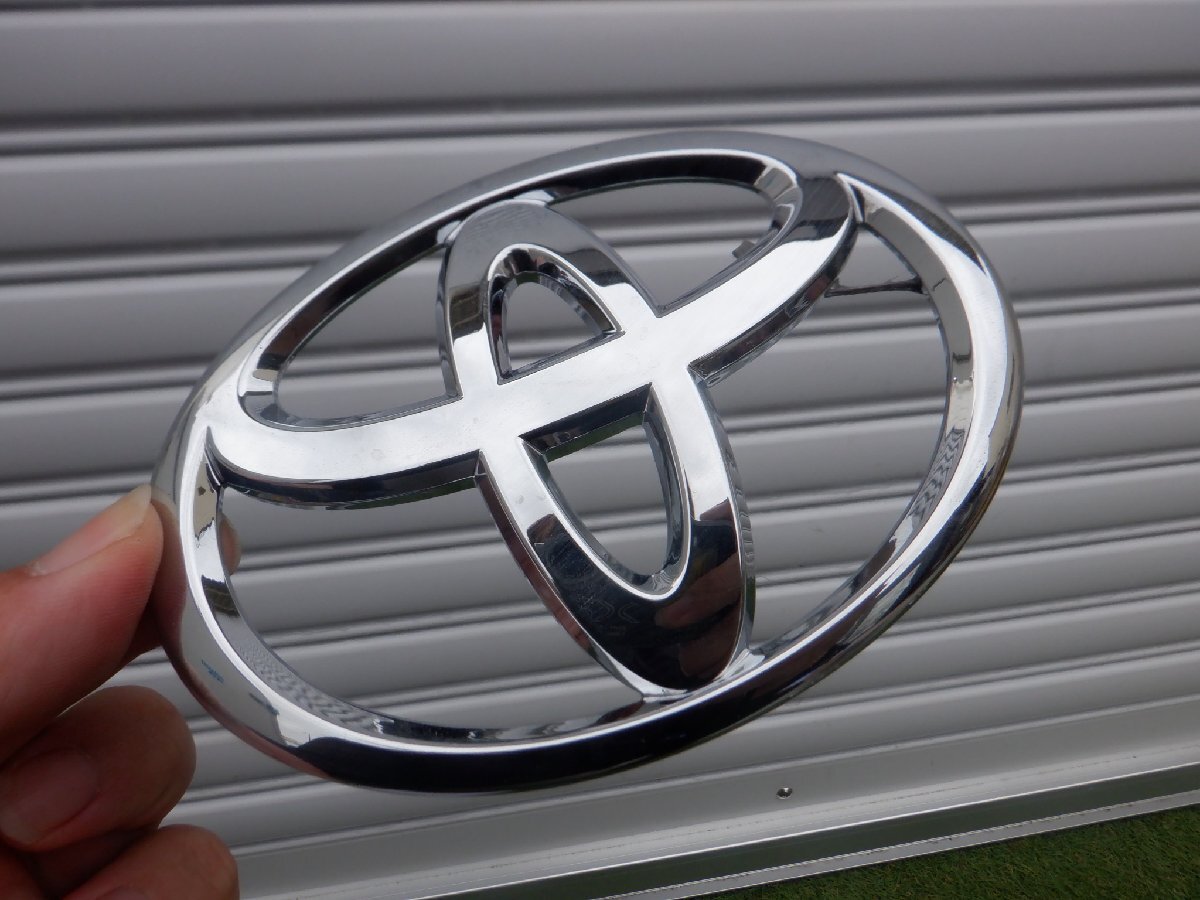 トヨタ純正 分かる方どうぞ リア バック エンブレム ロゴ 約13㎝ 90975-02072 m-24-3-398拍卖