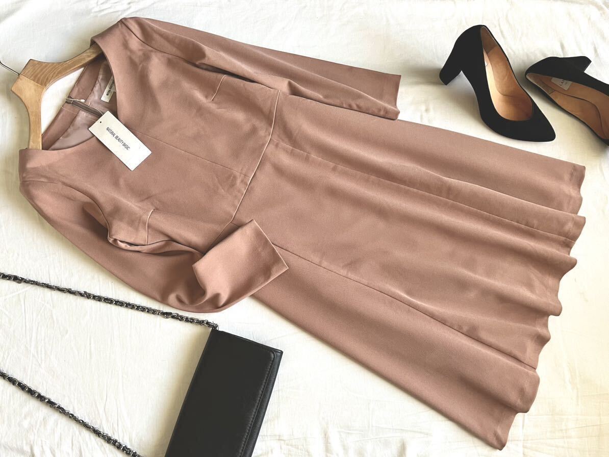 ◆ナチュラルビューティーベーシック NATURAL BEAUTY BASIC 未使用品 ピンクベージュ ワンピース拍卖