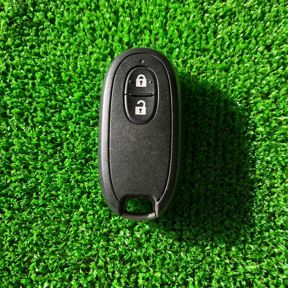 スズキ純正 スマートキー キーレス リモコン 2ボタン 作動チェック済み ジムニー等007YUUL0212 ア38拍卖