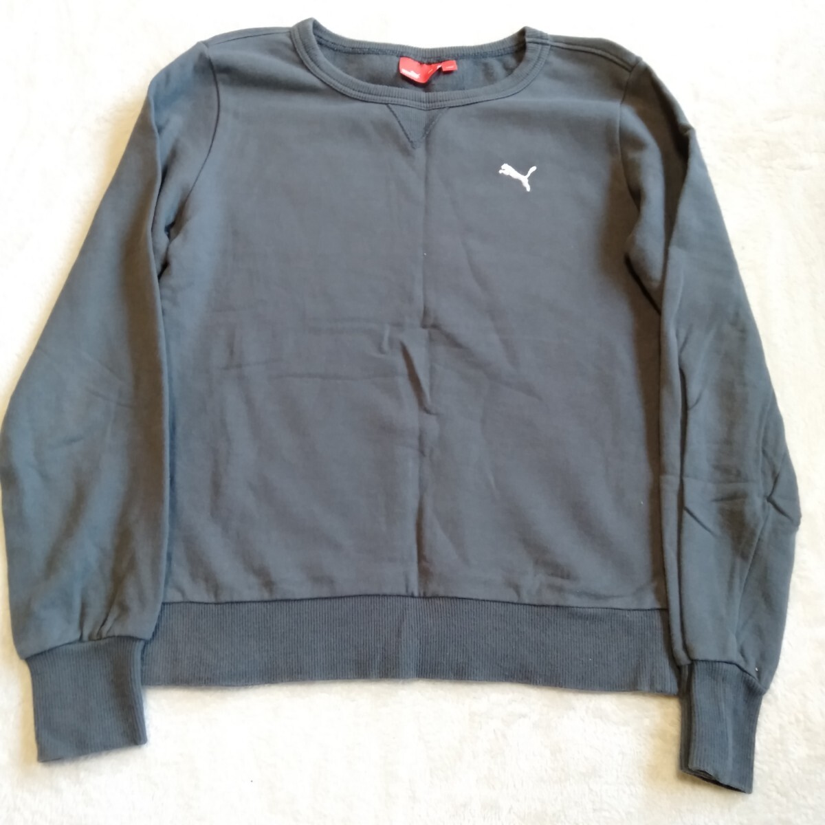 か107 PUMA プーマ Mサイズ 綿100% 長袖 トレーナー スウェット ブラック グレー スポーツ 洋服拍卖