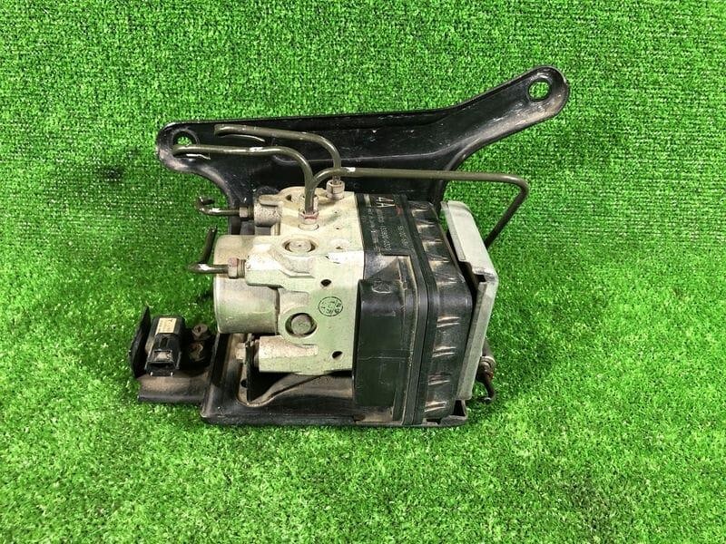 SUZUKI スズキ エブリィワゴン 純正 ABSアクチュエーター DA64W 56100-68H1 ABS PUMP ID:2315拍卖