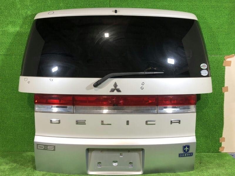 MITSUBISHI 三菱 デリカ D5 CV5W H20年 純正 リアゲート バックドア ホワイト 白系 CHAMONIX 7人乗 REAR GATE ID:2156拍卖