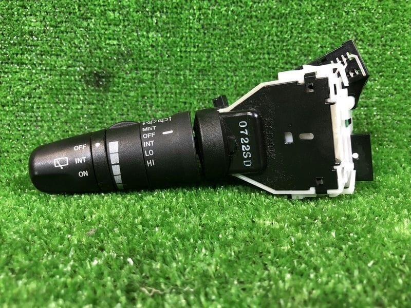 NISSAN ニッサン セレナ H12年 純正 ワイパースイッチ コントロール C25 SIGNAL LIGHT SWITCH ID:2274拍卖