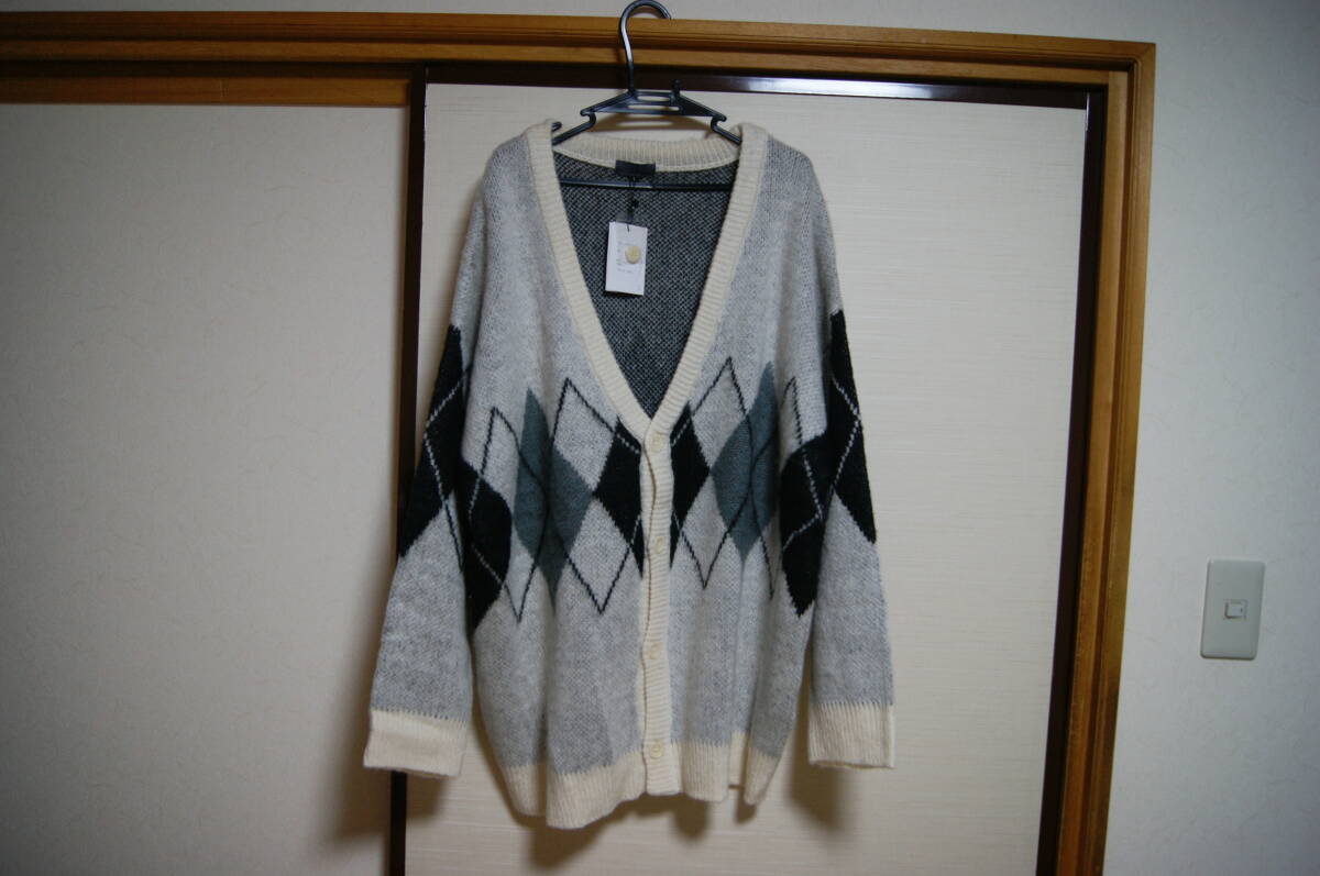 ■未使用 メンズカーディガン (L)アーガイル柄 白×灰 タグ付き ホワイト×グレー ゆったりサイズ大き目 温かいダイヤモンドチェック流行り拍卖
