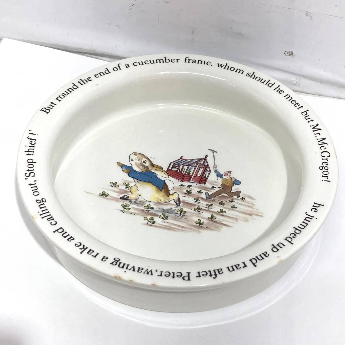 (志木)WEDGWOOD(ウェッジウッド) ピーターラビット ポリンジャー 深皿 プレート PETER RABBIT 旧刻印 希少 洋食器 ヴィンテージ拍卖