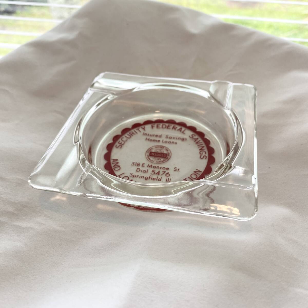★匿名配送★アメリカ ビンテージ アッシュトレイ INSURED SAVINGS 灰皿 小物 アンティーク 当時物 企業 ホテル ダイナー モーテル カジノ拍卖