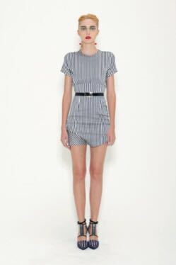 新品タグ 未着 TOGA ARCHIVES トーガ アーカイブス 絹綿混 Stretch taffeta stripe shorts 2013SS サイズ1 赤×白 日本製 定価、52.500円拍卖