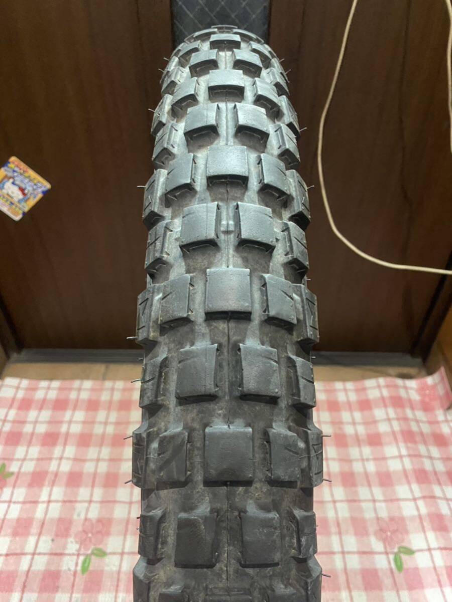 中古MCタイヤ MICHELIN ANAKEE WILD 90/90-21 ミシュラン アナキー ワイルド 90 90 21 2019 K4685拍卖