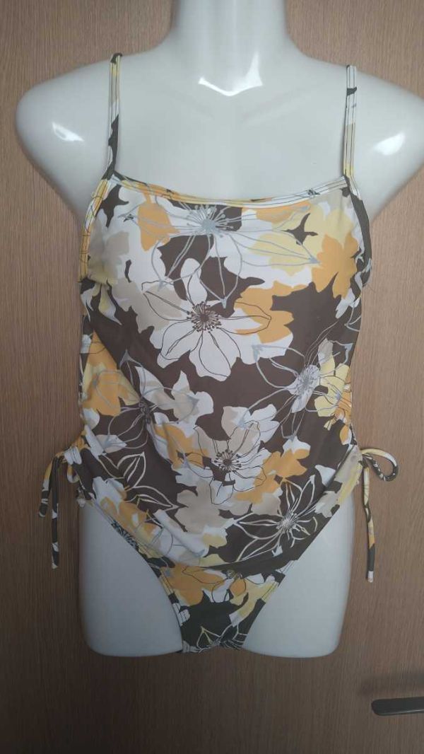 ★カーキ×黄色×オレンジ×白・ハイビスカス柄タンキニ水着2点セット★11L★ニホンセレクション★拍卖