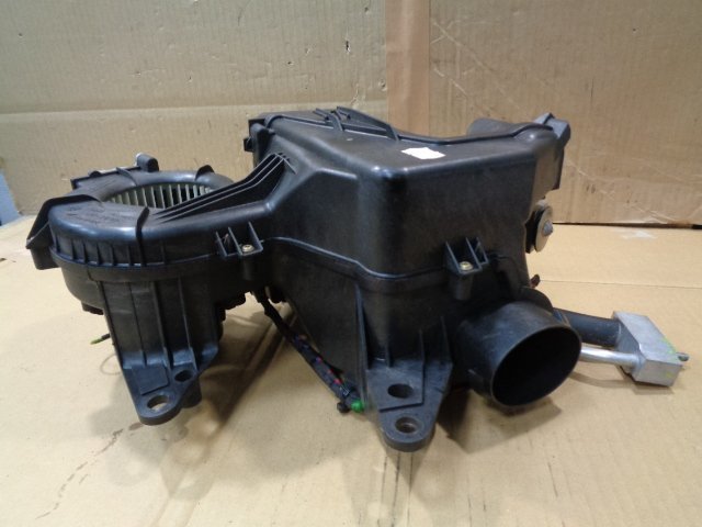 ボルボXC90 CB6294AW エバポレーター リア 純正【送料込み】拍卖