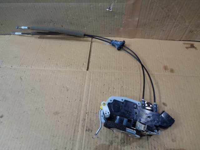 セレナ FNC26 ハイウェイスター ドアロックソレノイド フロント右 純正【送料込み】拍卖