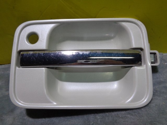 エブリイ DA64W アウターハンドル フロント左 純正【送料込み】拍卖