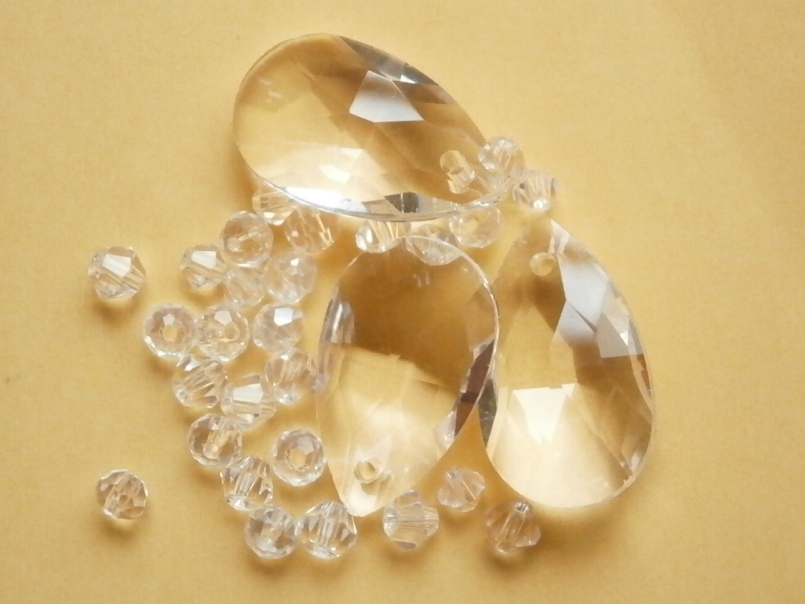 ガラスビーズ★シズク★タイプ A★クリア系★B拍卖