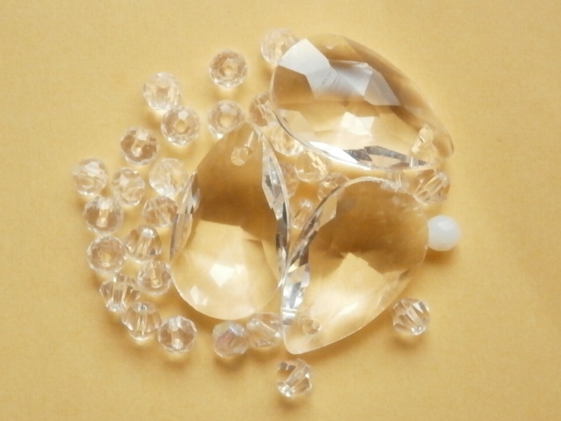 ガラスビーズ★シズク★タイプ A★クリア系★④拍卖