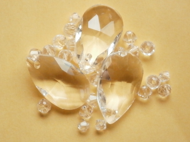 ガラスビーズ★シズク★タイプ A★クリア系★e拍卖