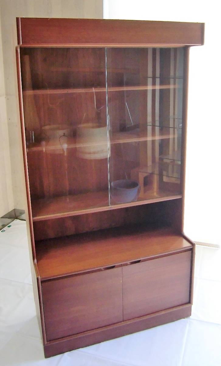 ■ RETRO 男前 / 北欧 ビンテージ / 硝子戸ハイ・キャビネット ■ 拍卖