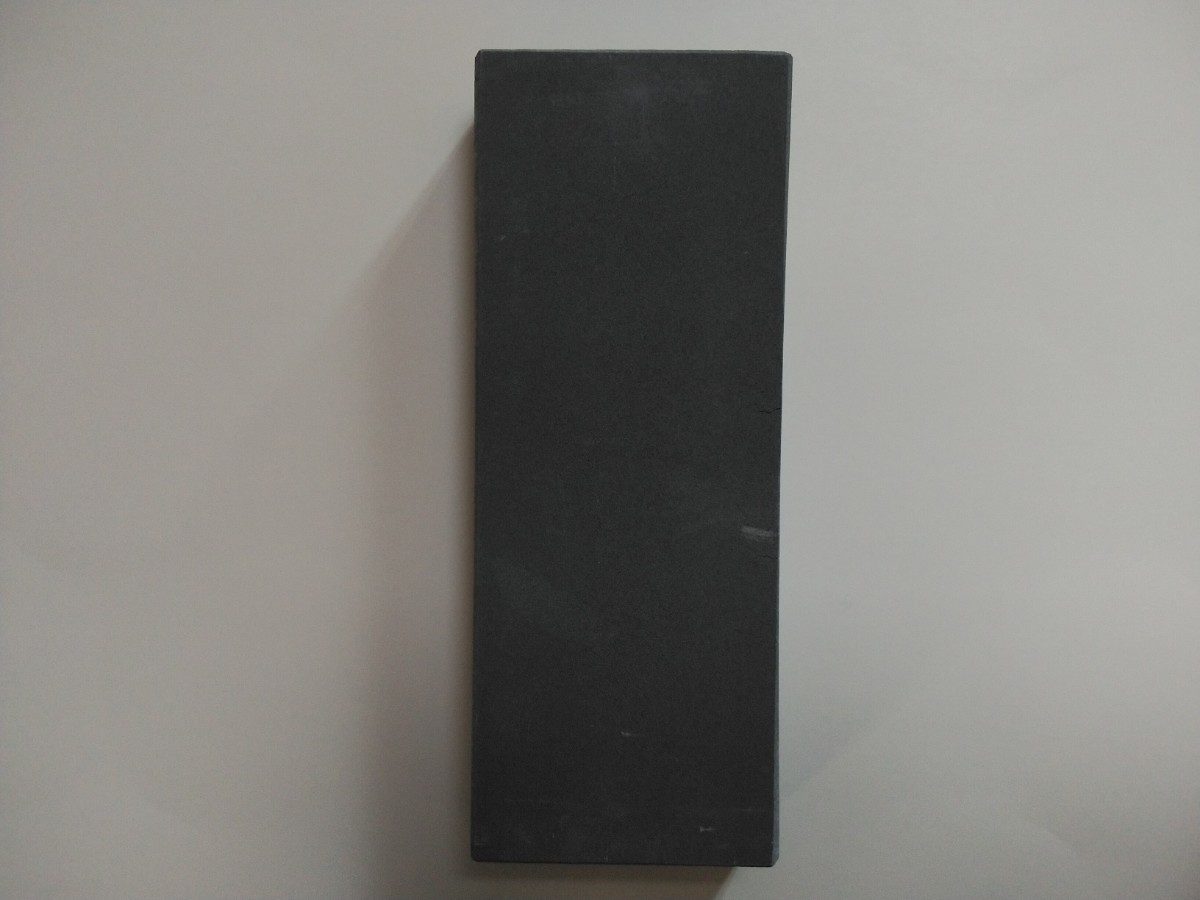 城山刃物製作所(堺業務用刃物メーカー直売)京都有本製砥所 1000番(C)砥石 クラックがあるためお買い得価格にて販売致します拍卖