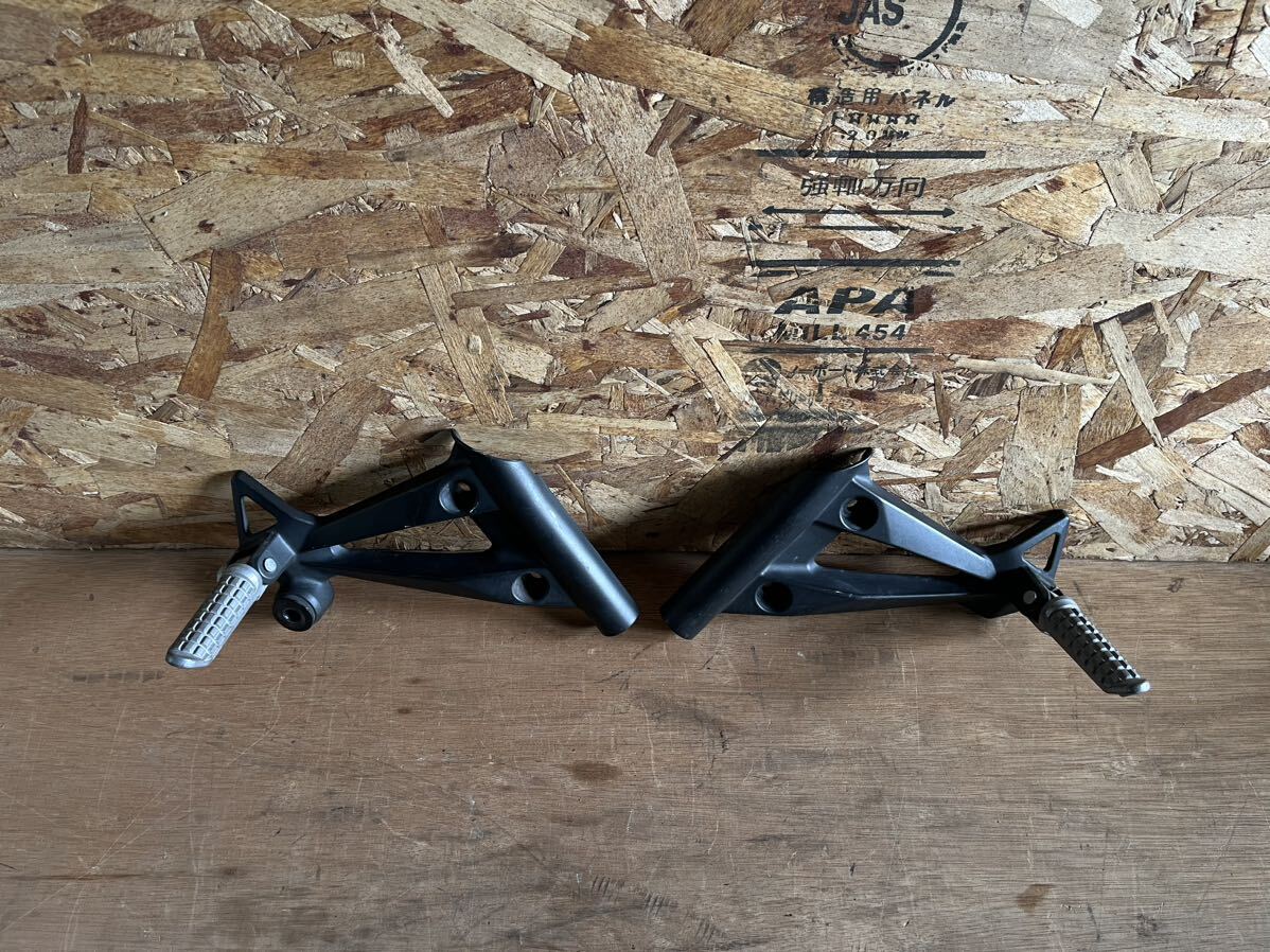 NINJA250R 純正 リア ステップ ニンジャ250 400 曲がり、破損無し!! 純正戻し ノーマル タンデムステップ ステップペダル プレート BEET拍卖