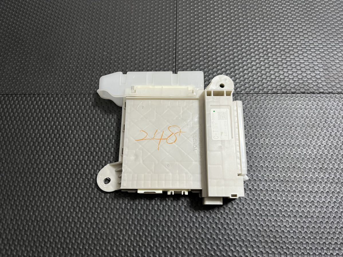 格安!! クラウン ハイブリッド GWS204 GRS204 ヒューズ ボックス FUSE BOX 即発送!!拍卖