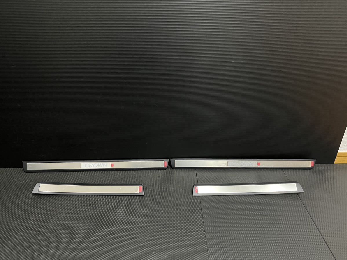 格安!! 210系 クラウン ハイブリッド アスリート AWS210 210系 スカッフプレート ステップ 足元 サイド 内装 即発送!!拍卖