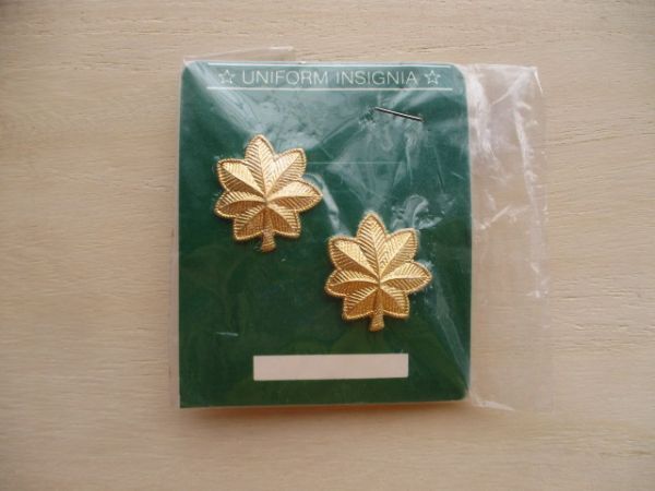 【送料無料・2個セット】ビンテージUNIFORM INSIGNIA米軍 階級章『少佐』アメリカ軍ピンバッジ/放出品アメリカ軍ミリタリー階級章ピンズMB1拍卖