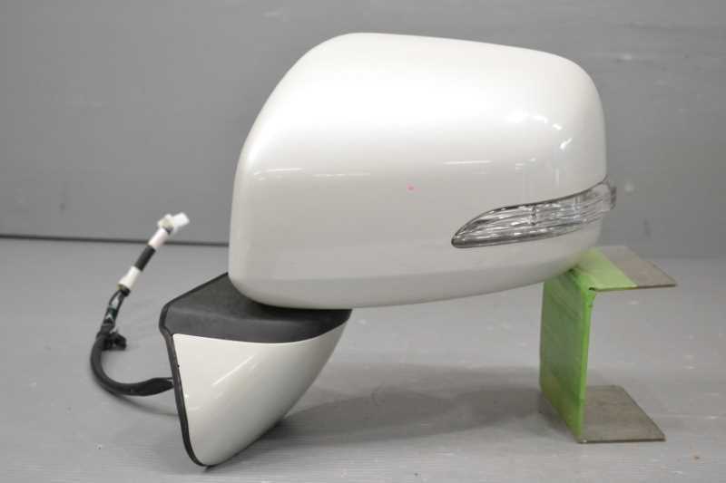 ムーヴ コンテ X 後期(L575S L585S) 純正 左 ドアミラー 7P 電格 ウィンカー付 W24 87940-B2B30 k080767拍卖