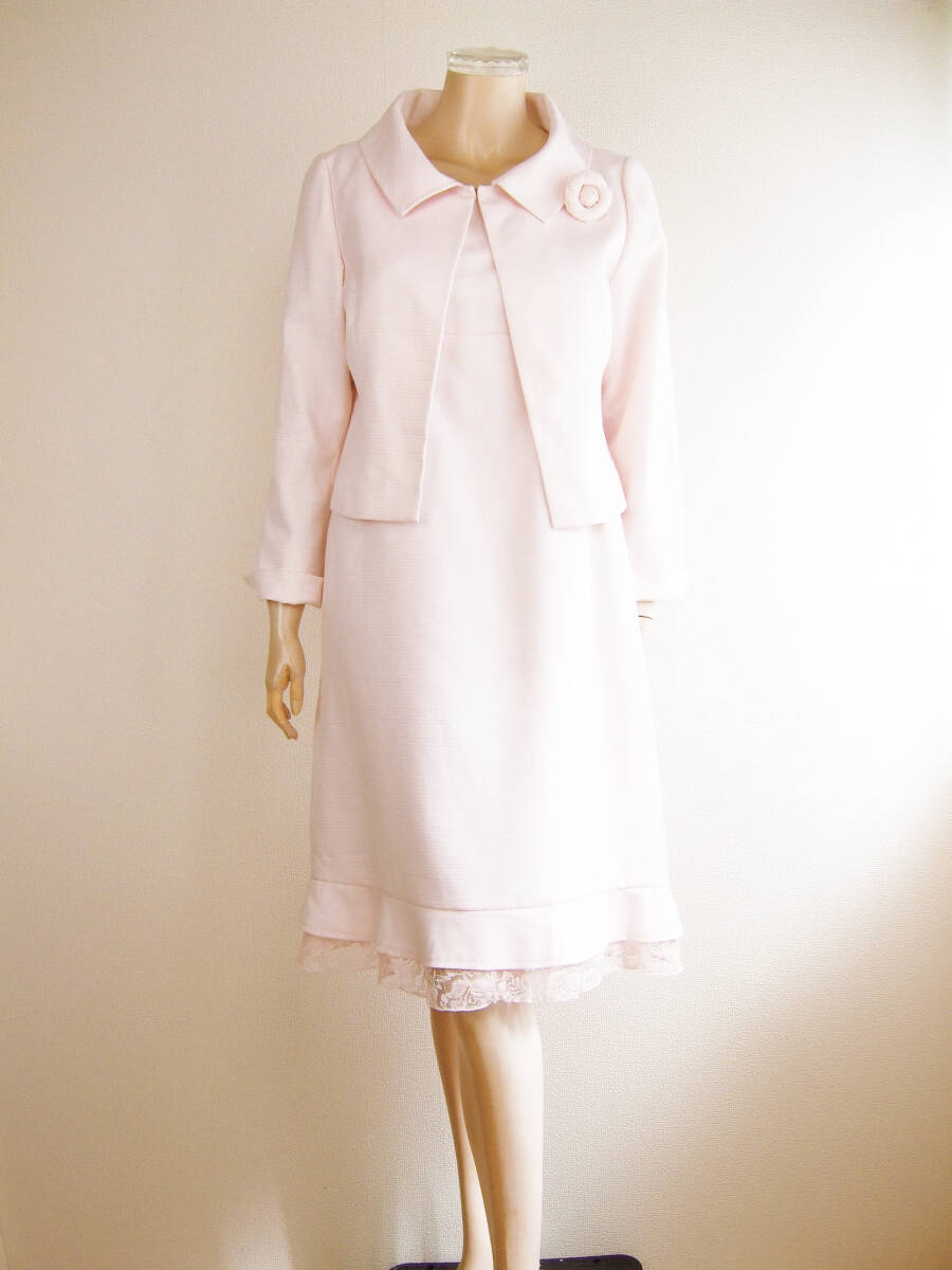 新品同様★アーティクル*article*コサージュ付*ノースリワンピース&ジャケットスーツ*セットアップ*入学式*大きいサイズ*13号.LLサイズ.42拍卖