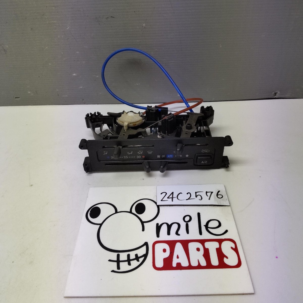 J111G テリオスキッド 純正 エアコンスイッチパネル 2Z5-6-1/24C2577*同梱不可拍卖