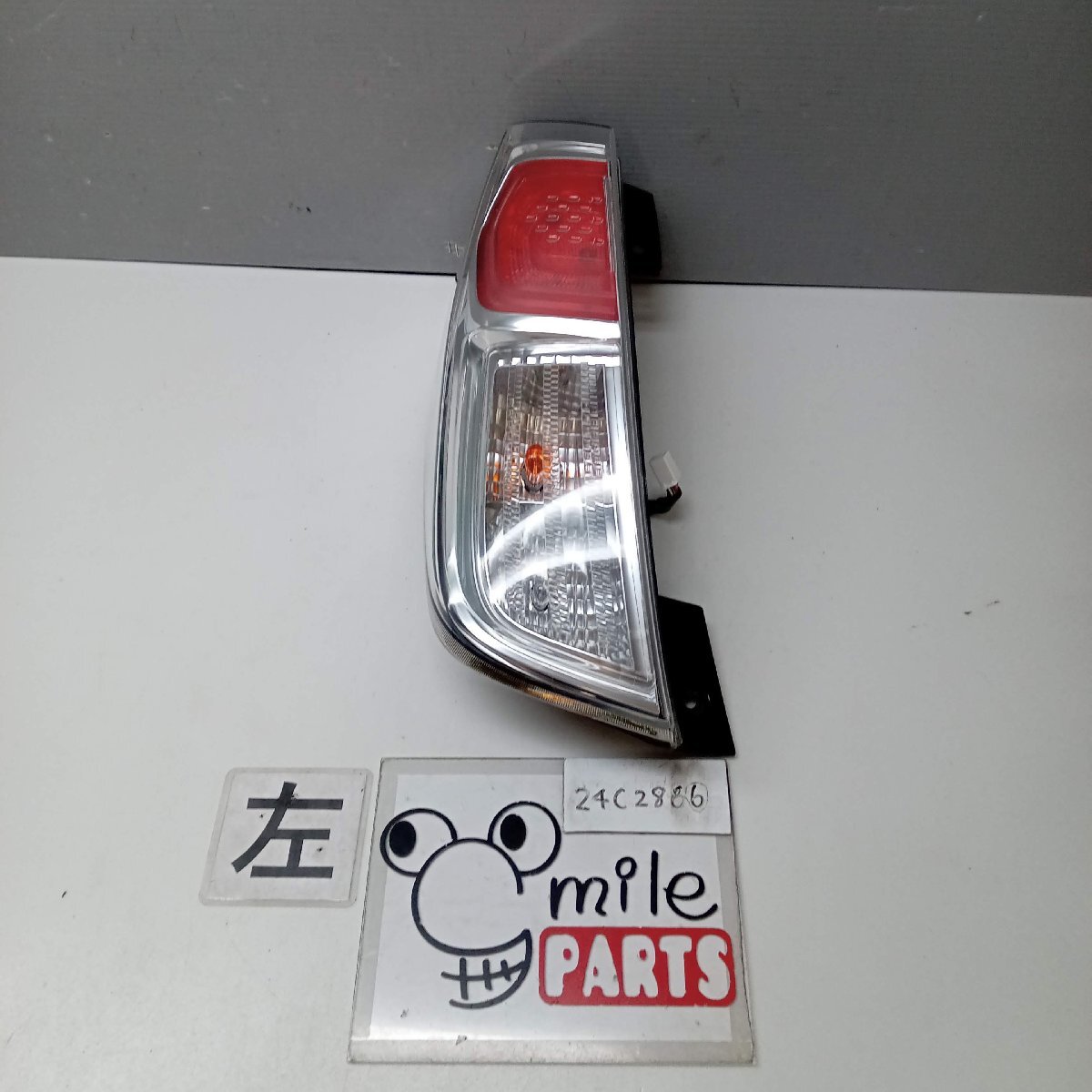 B21A デイズルークス 純正 左テールランプ 2Z5-6-6/24C2866*同梱不可拍卖