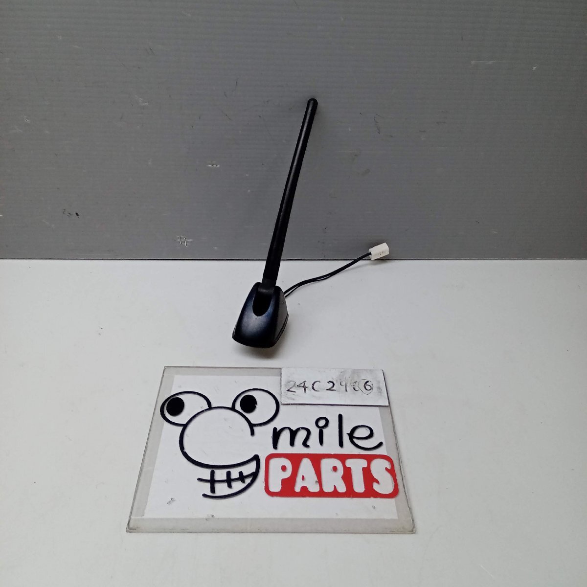 GP3 インプレッサ 純正 アンテナ 2Z6-30-5/24C2966*同梱不可拍卖