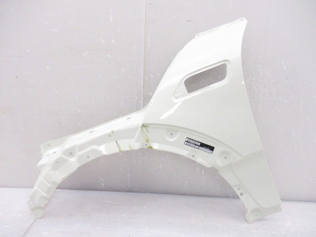 【即決有】 ミニクラブマン F54 純正 左 フロント フェンダー パネル アイボリー (B038734)拍卖