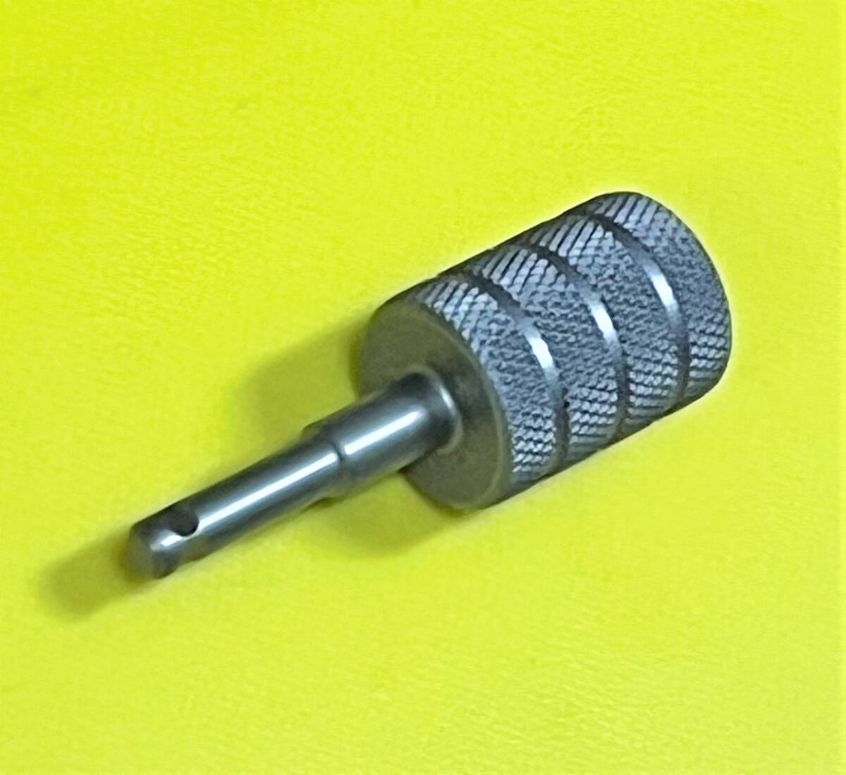 新品未使用 ベネリ BENELLI M4用 チタン製 チャージングハンドル拍卖