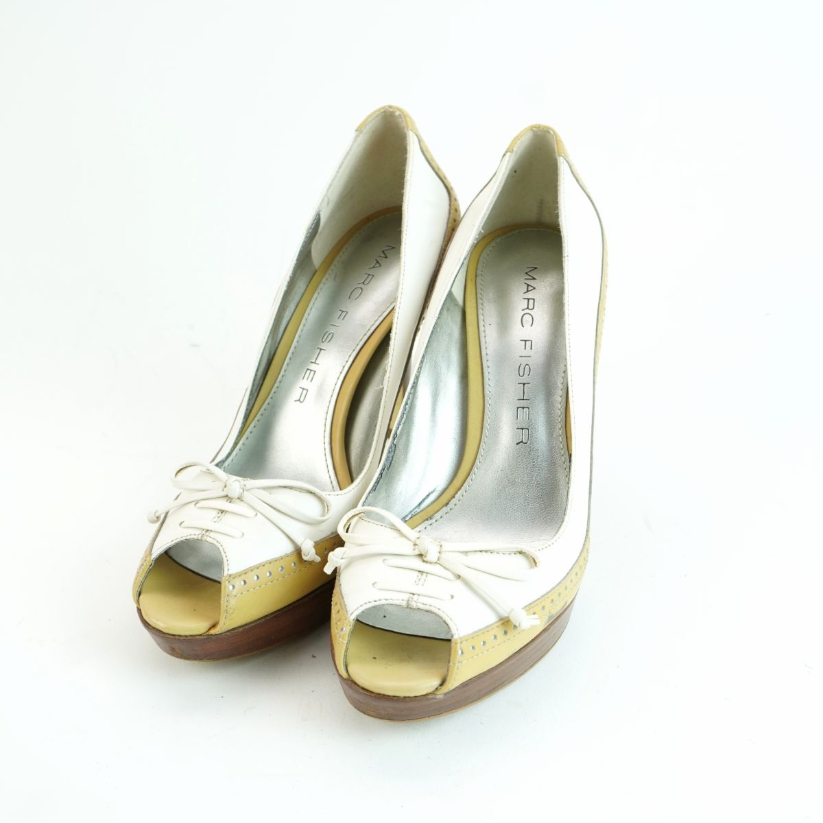 MARC FISHER マークフィッシャー 6 1/2 23.5 パンプス ヒール オープントゥ リボン レザー バイカラー 白 ホワイト ベージュ/MC175拍卖