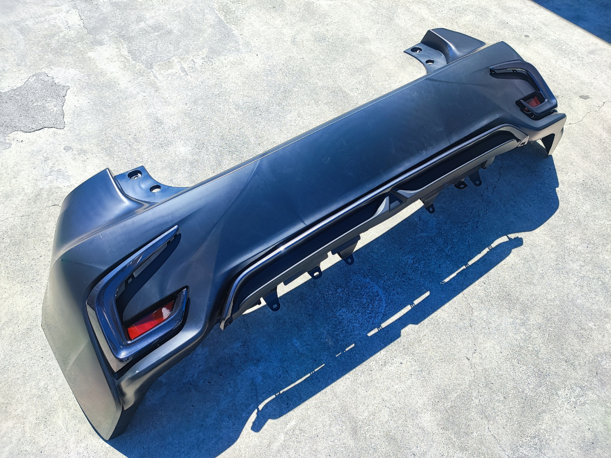 数量限定 LEXUS レクサス CT 10系 CT200h 後期 バージョンC バージョンL 仕様 リア バンパー エアロ カスタム 前期 中期 未塗装 即納 社外拍卖